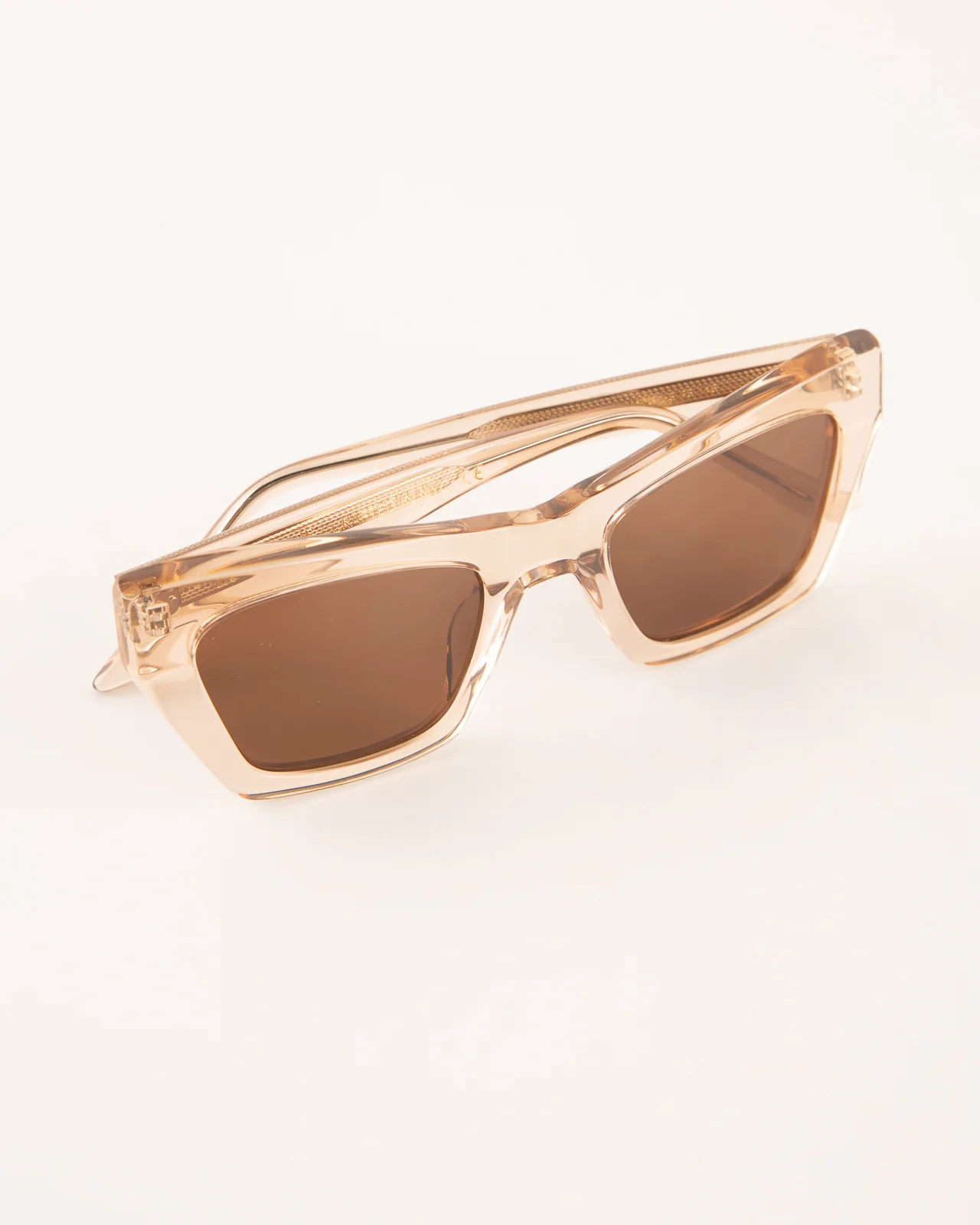 Vanguard Sunglass - Champagne 7 Vanguard Sunglass - Champagne