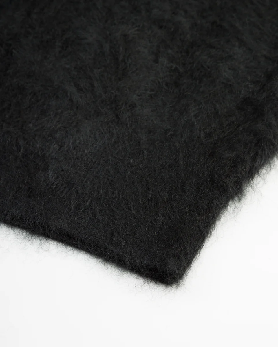 Fur Cashmere V Pullover - Black 10 11 Fur Cashmere V Pullover - Black 10