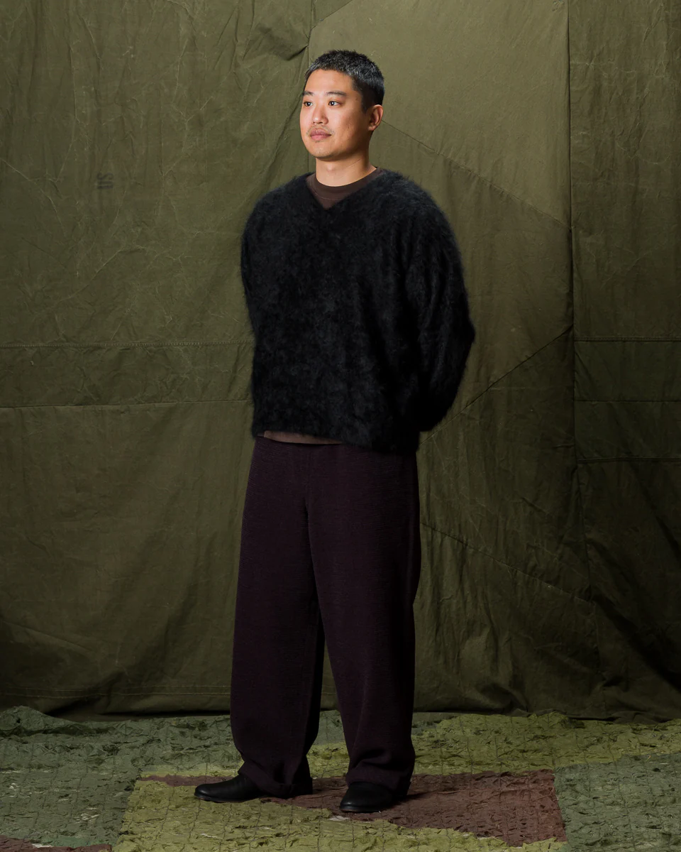 Fur Cashmere V Pullover - Black 10 5 Fur Cashmere V Pullover - Black 10