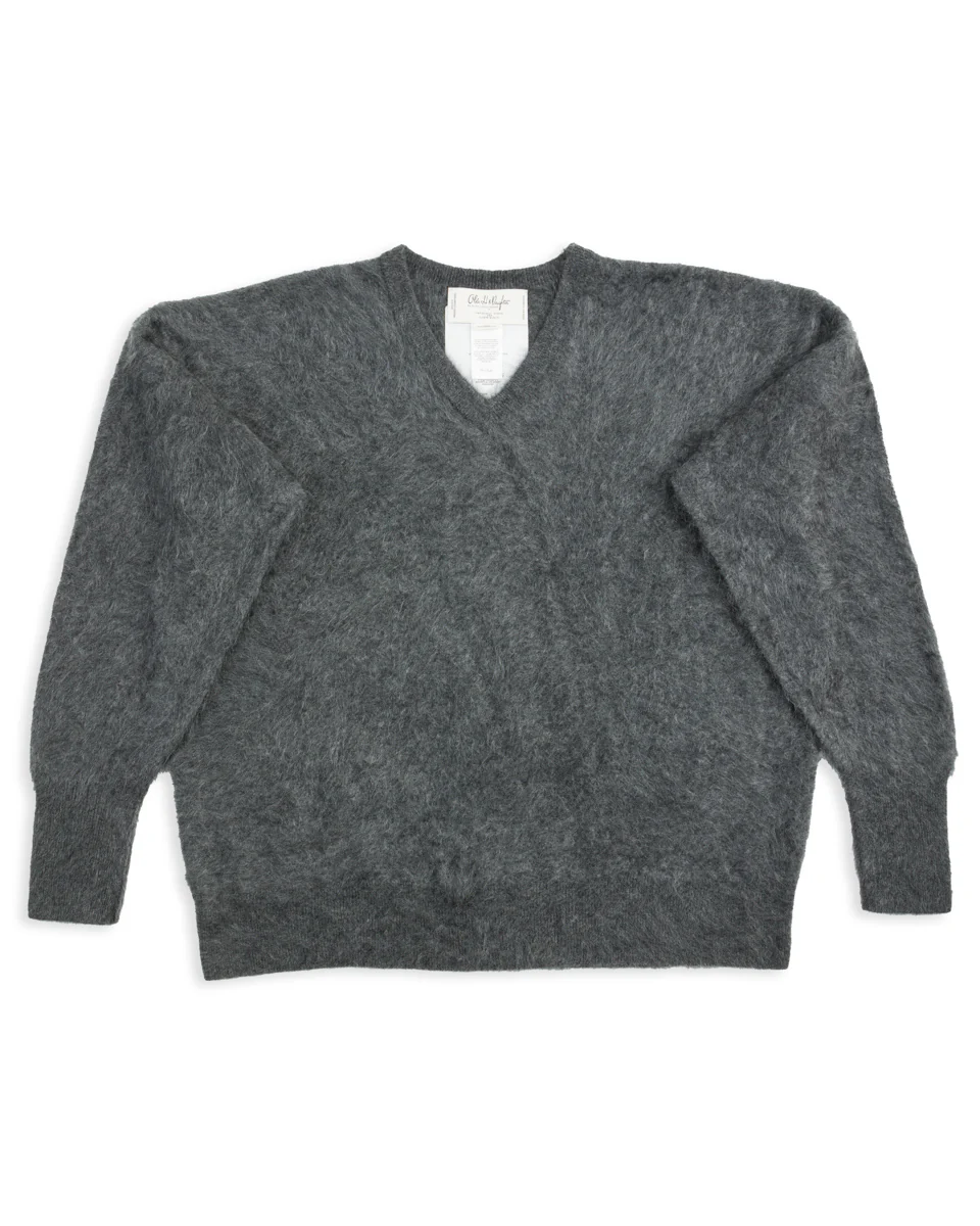 Fur Cashmere V Pullover - Charcoal 1 Fur Cashmere V Pullover - Charcoal