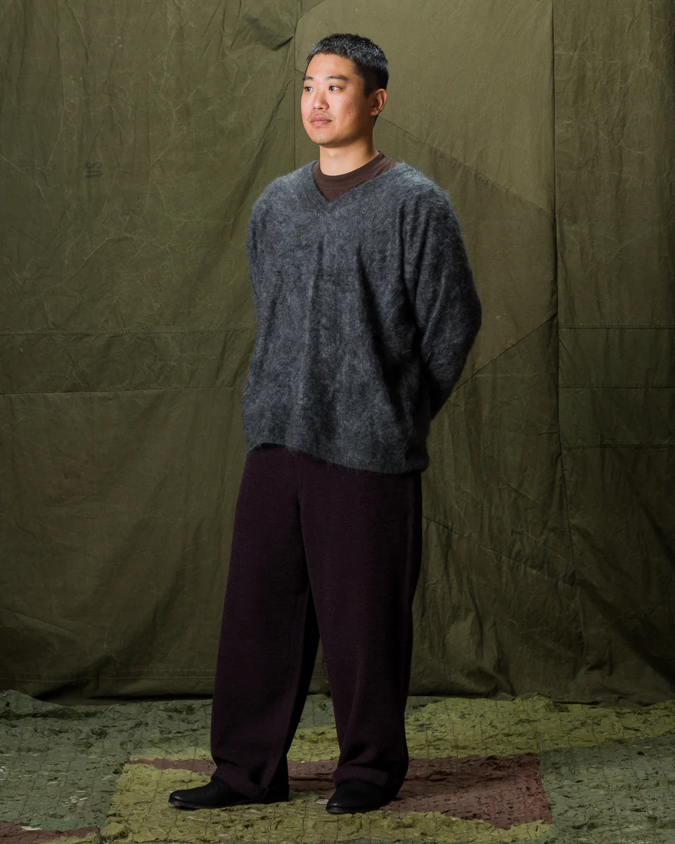 Fur Cashmere V Pullover - Charcoal 5 Fur Cashmere V Pullover - Charcoal
