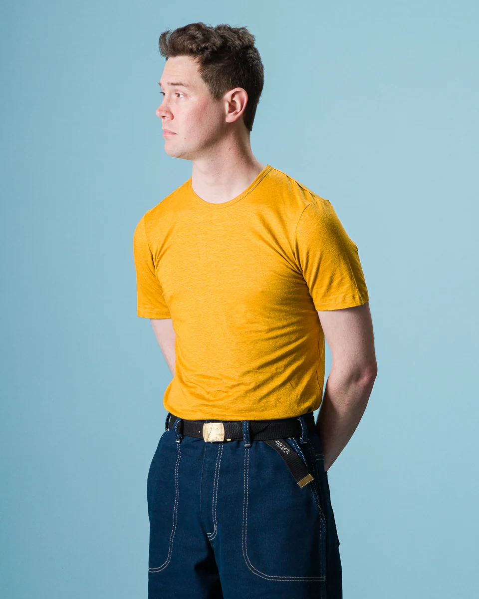 Kern T-Shirt - Saffron Linen Jersey 4 Kern T-Shirt - Saffron Linen Jersey