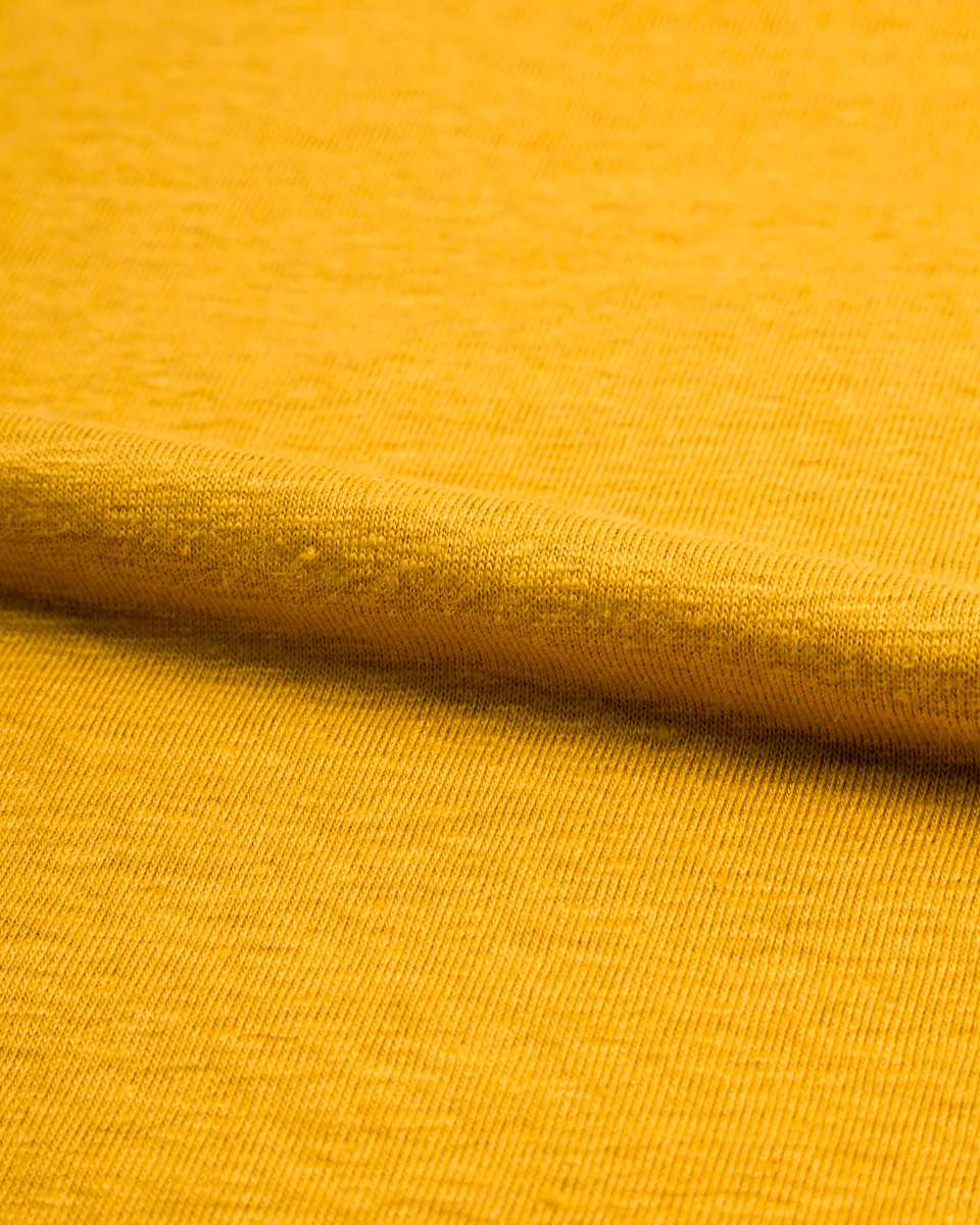 Kern T-Shirt - Saffron Linen Jersey 7 Kern T-Shirt - Saffron Linen Jersey